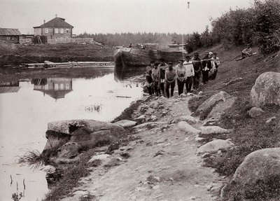 Člunové nákladní vozy na Volze, Rusko, c1895 od Unbekannt