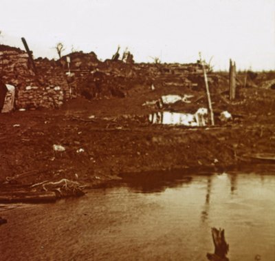 Battlefield, c1914-c1918 od Unbekannt