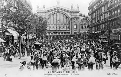 Belgičané přijíždějící do Paříže, 1914 od Unbekannt