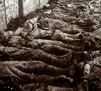 Těla po útoku, c1914-c1918 od Unbekannt