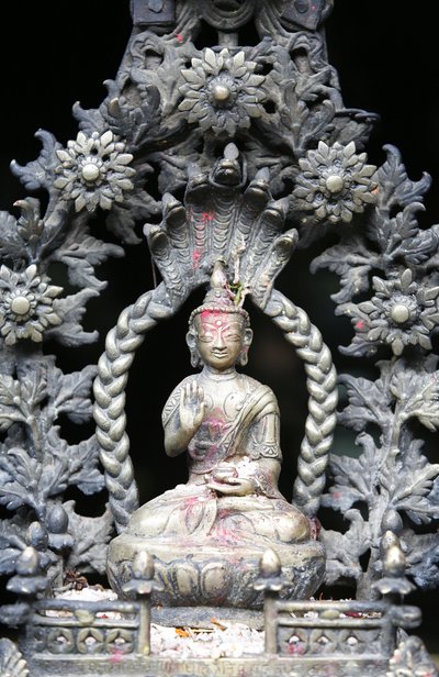 Buddha ve zlatém chrámu, Patan, Nepál od Unbekannt