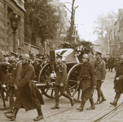Pohřeb Edith Cavell, Brusel, Belgie, 1915 od Unbekannt
