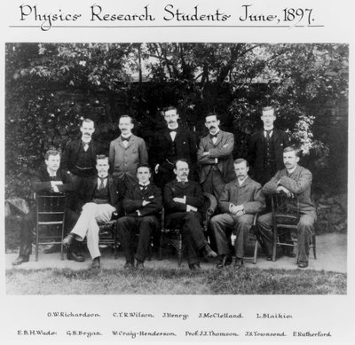 Studenti výzkumu Cavendish Laboratory od Unbekannt
