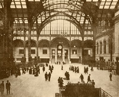 Central Hall, Pennsylvania Station, New York Pennsylvania Railroad Company, 1930. od Unbekannt