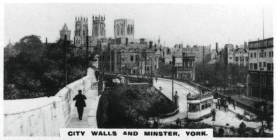 Městské hradby a Minster, York, c1920 od Unbekannt