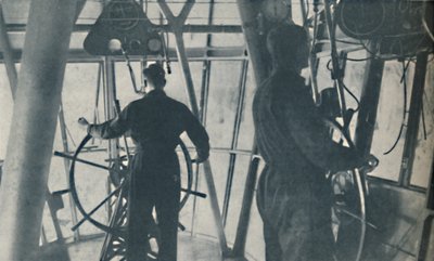 Pohodlí pro cestující a kabina úžasného centrálního řízení, c1935 od Unbekannt