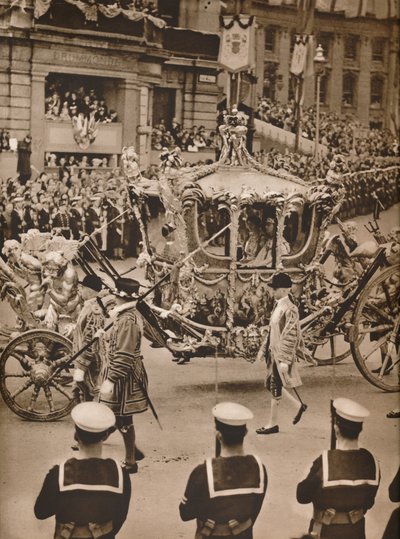 Cynosure of All Eyes in the Procesions: The State Coach, 1937 od Unbekannt