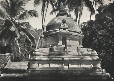 Dagoba v chrámu Posvátného zubu v Kandy, 1926 od Unbekannt