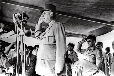 De Gaulle v Alžírsku, květen 1958 od Unbekannt