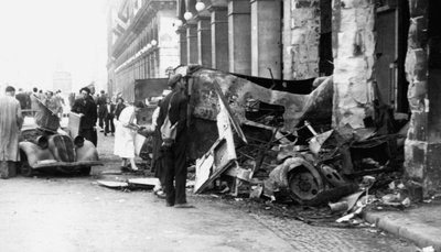 Zničené vozidlo, Rue de Castiglione, osvobození Paříže, srpen 1944 od Unbekannt