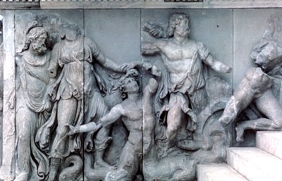 Detail z Velkého vlysu Pergamonského oltáře, 180-159 př.nl od Unbekannt
