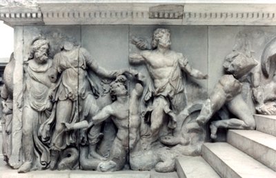 Detail z Velkého vlysu Pergamonského oltáře, 180-159 př.nl od Unbekannt
