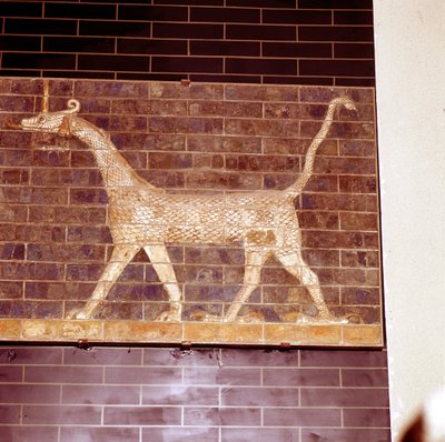 Drak zasvěcený bohu Mardukovi, detail Ištařiny brány, c604-562 př.n.l. od Unbekannt