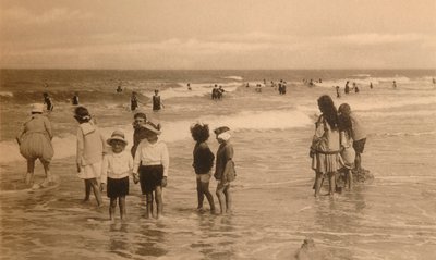 Děti ve vaně, koupání dětí, c1900. od Unbekannt