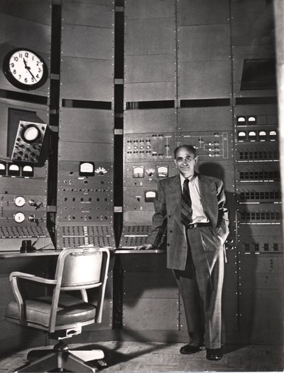 Enrico Fermi, americký jaderný fyzik italského původu, c1942 od Unbekannt