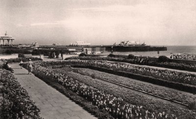 Květinové zahrady a West Pier, Brighton, Sussex, 1938 od Unbekannt