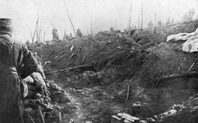 Francouzské jednotky se připravují na německý protiútok, hřeben Eparges, poblíž Verdunu, Francie, srpen 1915 od Unbekannt