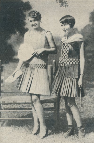 Frocks of Strips of Wood, c1935 od Unbekannt