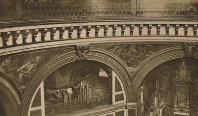 Od koruny k základně obrovské londýnské katedrály: The Whispering Gallery, c1935. od Unbekannt