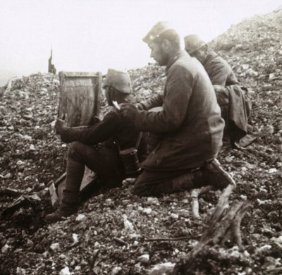 Němečtí signalisté mimo pevnost Vaux, Verdun, severní Francie, c1914-c1918 od Unbekannt