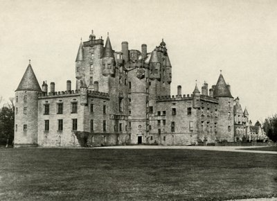 Glamis Castle, rodný dům královny Alžběty, 1937. od Unbekannt