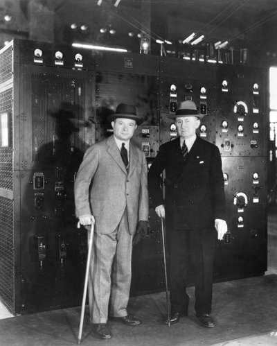 Guglielmo Marconi a David Sarnoff, 1933 od Unbekannt