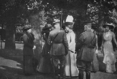 H.M. Queen Mary po investituru 25. srpna 1915, 1939 od Unbekannt