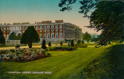 Hampton Court, Looking West, c1910 od Unbekannt