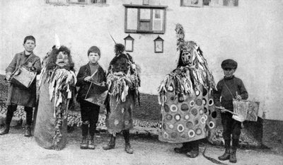 Hobby-kůň, May Day ceremonie, Somerset, c1922 od Unbekannt