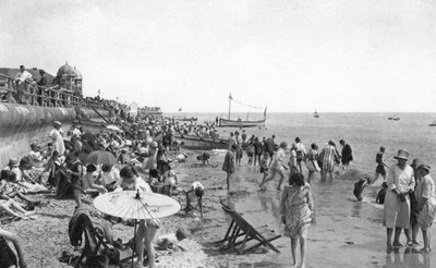 Turisté na nábřeží Bognor Regis, Západní Sussex, 1900-1920 od Unbekannt