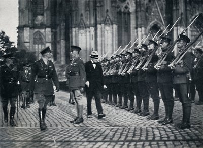 Inspekce vojsk na úpatí kolínské katedrály, 1919, 1945 od Unbekannt
