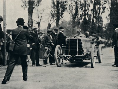 Jarrott přijíždí do Bordeaux v Race of Death, 1937 od Unbekannt