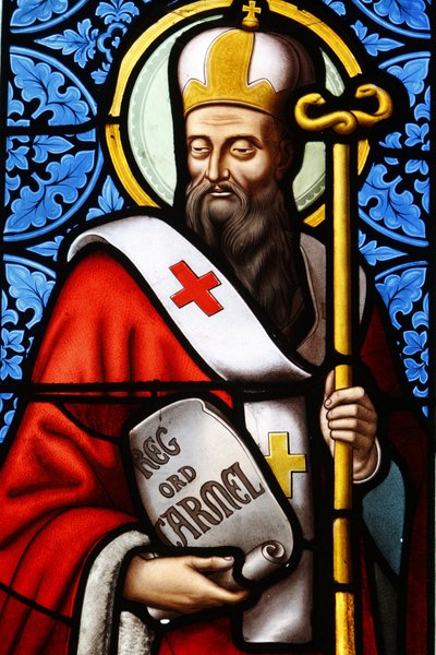 Jeruzalémský patriarcha Saint Albert vitráže v kostele Pont L