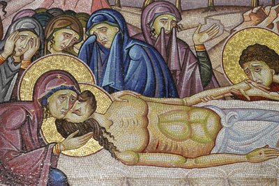 Ježíš položil na nový hrob Josefa z Arimatie, Detail mozaikového umění, které zobrazuje pohřeb Ježíše Krista, Kostel svatého hrobu, Jeruzalém, Izrael od Unbekannt