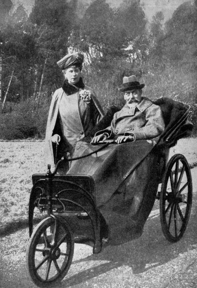 King George V a Queen Mary v Craigwell House, Aldwick, poblíž Bognor Regis, c1930 1936 od Unbekannt