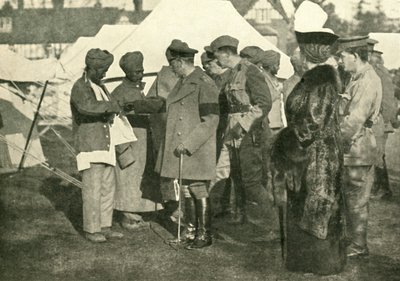 King George a Queen Mary navštěvují zraněné vojáky, první světová válka, 1915, c1920. od Unbekannt