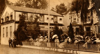 Life By The Thames in Early Edwardian Days, 1902, 1933. od Unbekannt