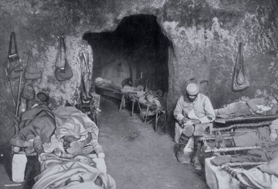 Obytné prostory ve francouzské jeskyni, první světová válka, 1915 od Unbekannt