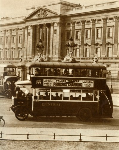 Londýnský nový autobus do každého počasí, 1927, 1935. od Unbekannt