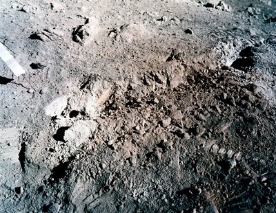 Pilotovaný vesmírný let, USA, Apollo 17 Oranžová půda na Měsíci od Unbekannt