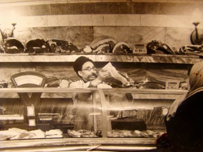 Masný pult v sovětském obchodě s potravinami, SSSR, 1960 od Unbekannt