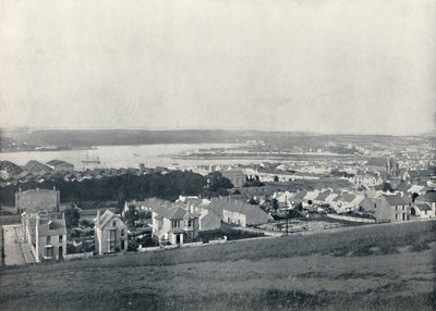 Milford Haven - Celkový pohled na město a přístav, 1895 od Unbekannt