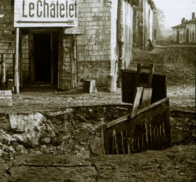 Minovaná křižovatka, Le Chatelet, Francie, c1914-c1918 od Unbekannt