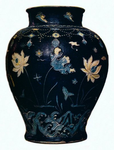 Ming Dynasty, Fahua vase, 15th century od Unbekannt