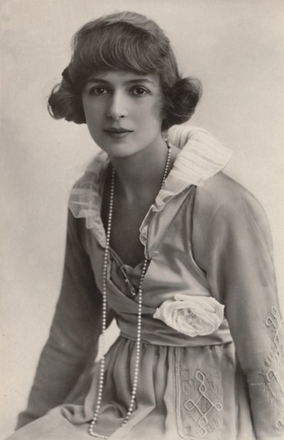 Slečna Julia Jamesová, 1890-1964, c1930. od Unbekannt