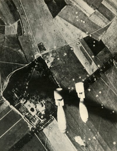Další britské bomby na letišti drženém nepřítelem, 1939-1940, 1941. od Unbekannt