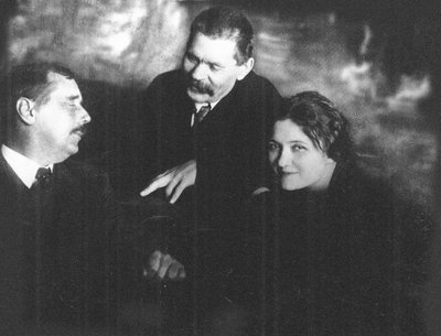 Moura Budberg s Herbertem Georgem Wellsem a Maximem Gorkým v Petrohradě, 1920 od Unbekannt
