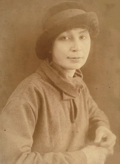 Natalia Sergeevna Goncharova 1881-1962 v Paříži, 1917. od Unbekannt
