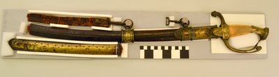 Důstojnický meč a pochva možného francouzského původu, která patřila Williamovi L. Clayovi Hickmanovi a byla použita ve válce v roce 1812 od Unbekannt