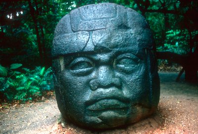 Olmécká vyřezávaná hlava z La Venta, Pre-Columbian, Střední Amerika, 1150-800 př.nl od Unbekannt